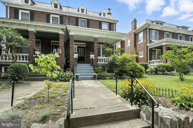 5718 3RD ST NW, Washington, DC 20011