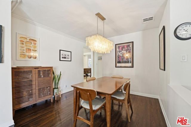 4954 Mammoth Avenue, Sherman Oaks, CA 91423