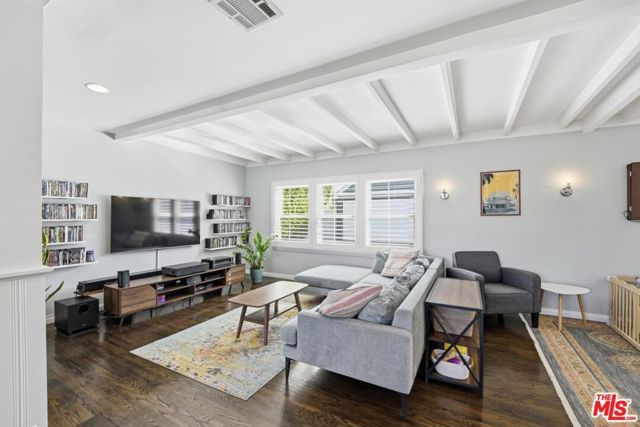 4954 Mammoth Avenue, Sherman Oaks, CA 91423