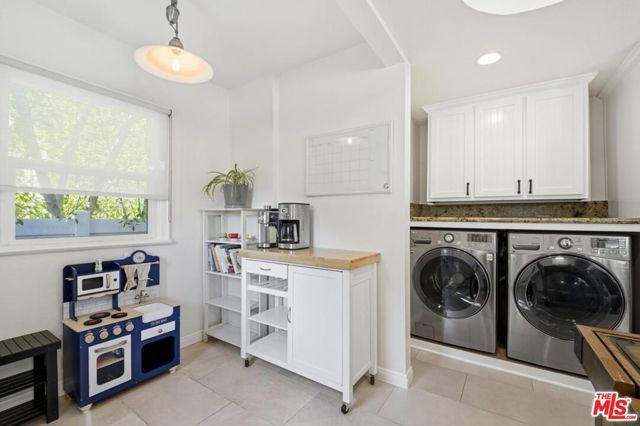 4954 Mammoth Avenue, Sherman Oaks, CA 91423