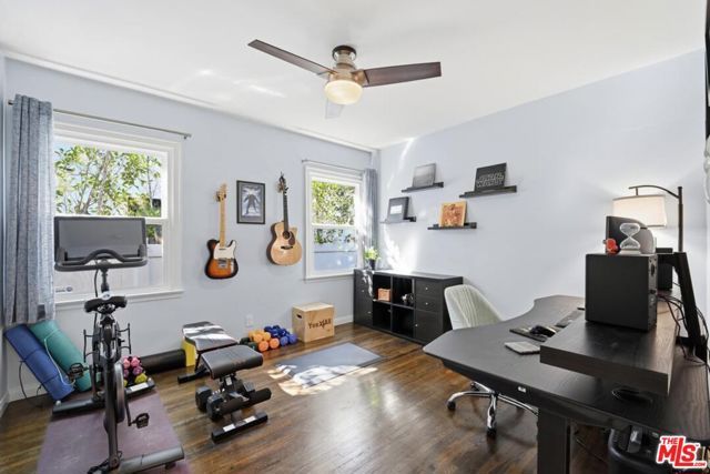 4954 Mammoth Avenue, Sherman Oaks, CA 91423