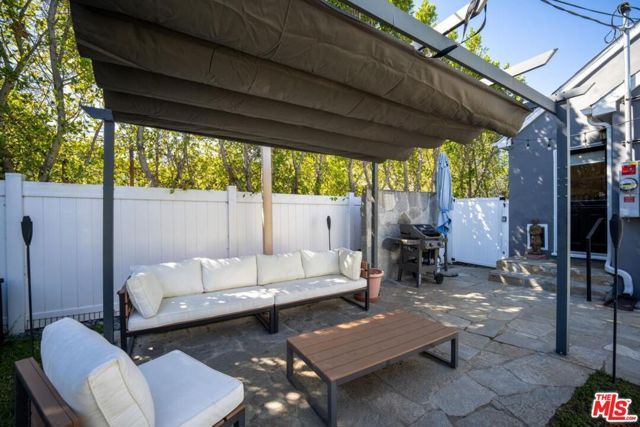 4954 Mammoth Avenue, Sherman Oaks, CA 91423