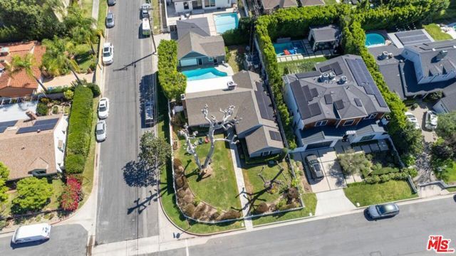 4954 Mammoth Avenue, Sherman Oaks, CA 91423