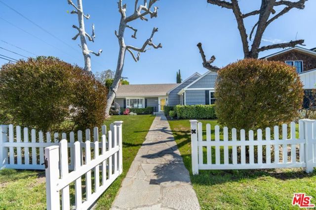 4954 Mammoth Avenue, Sherman Oaks, CA 91423