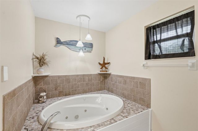418 AVALON DRIVE, Cape Coral, FL 33904