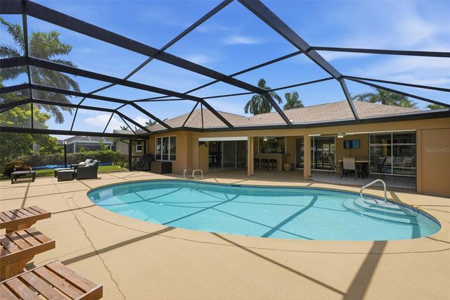 418 AVALON DRIVE, Cape Coral, FL 33904