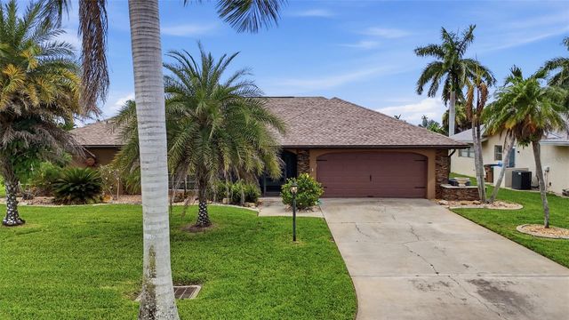 418 AVALON DRIVE, Cape Coral, FL 33904