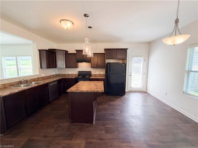 411 Quick Silver Drive, Winston-salem, NC 27127