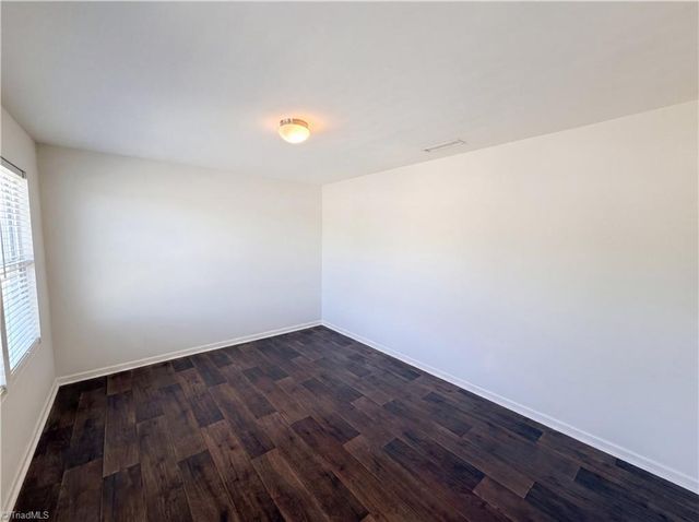 411 Quick Silver Drive, Winston-salem, NC 27127