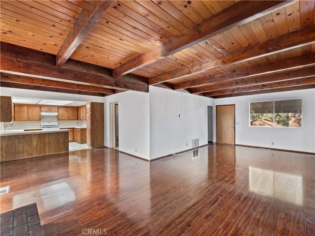 1725 Linnet, Wrightwood, CA 92397