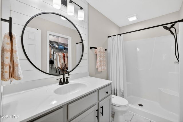 8424 Birchwood Lane, Northwood, OH 43619