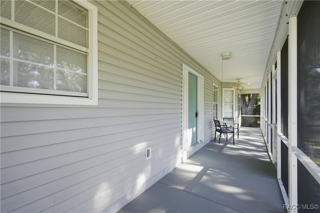 10 Patricia Road, Yankeetown, FL 34498