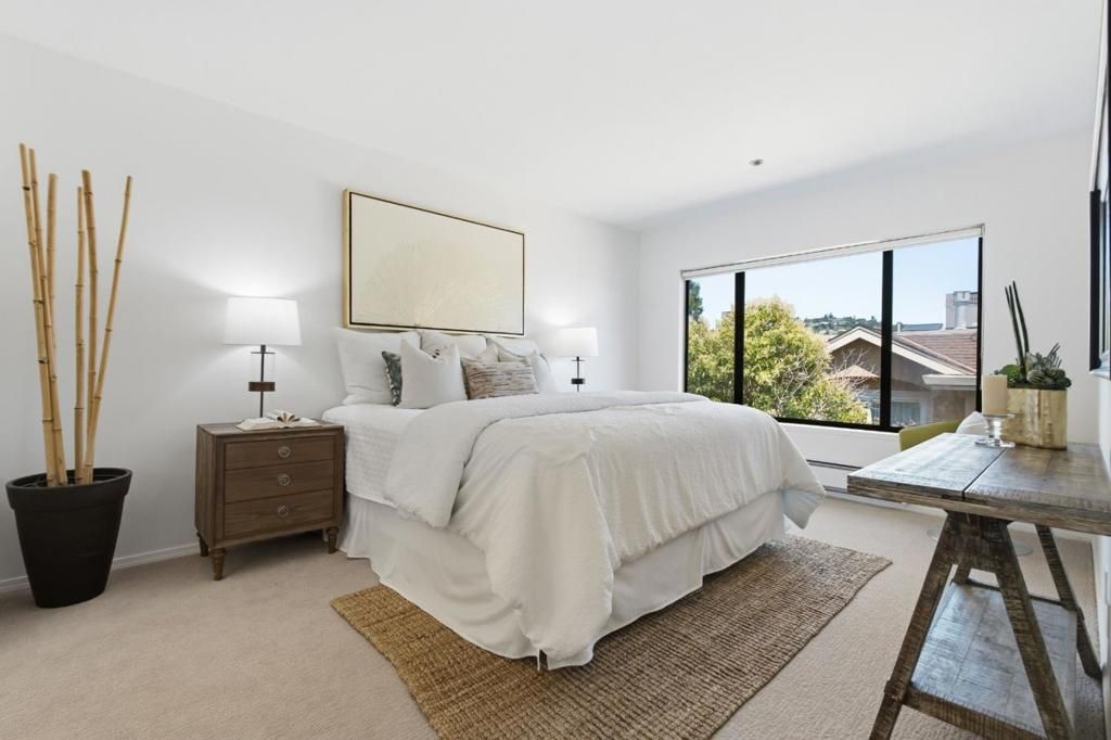 Image 32 of property listing at 793 Elm Street 21, San Carlos, CA 94070