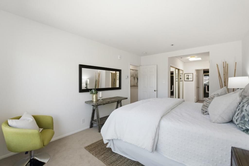 Image 34 of property listing at 793 Elm Street 21, San Carlos, CA 94070