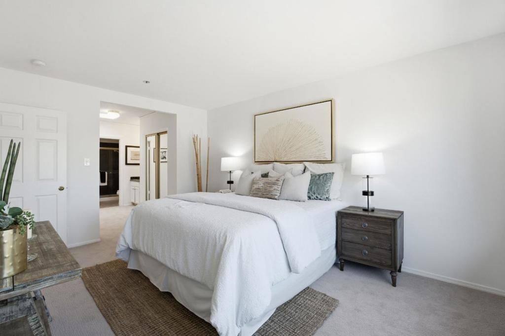Image 35 of property listing at 793 Elm Street 21, San Carlos, CA 94070