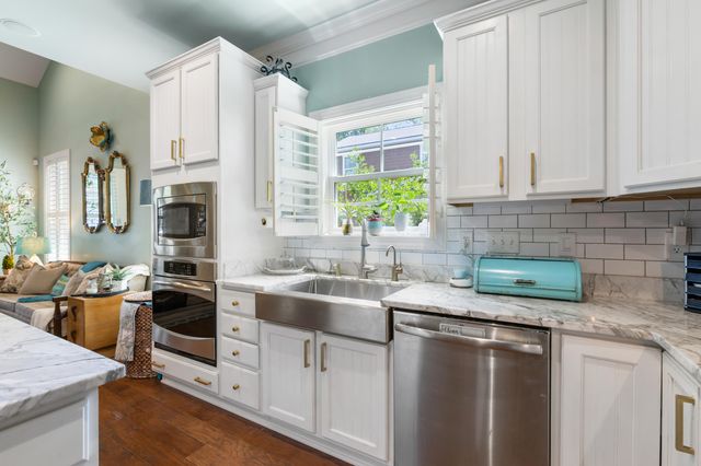 308 Hundred Oaks Parkway, Summerville, SC 29483