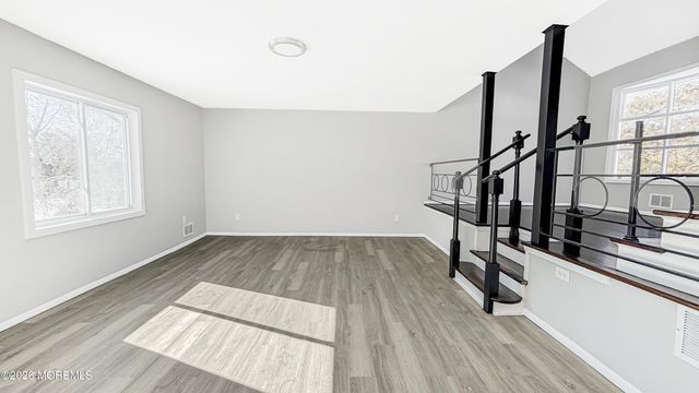 33 Green Twig Drive, Toms River, NJ 08753