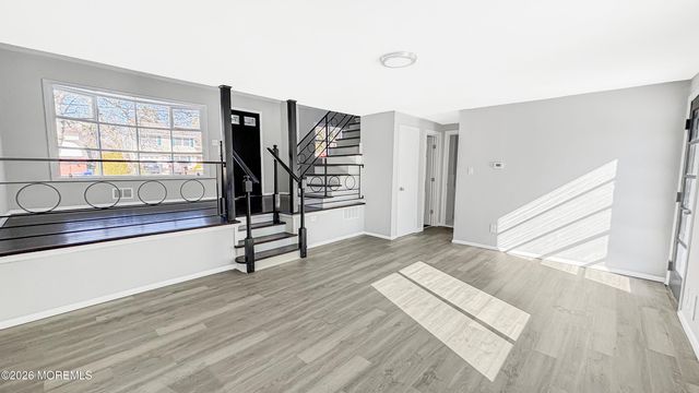 33 Green Twig Drive, Toms River, NJ 08753