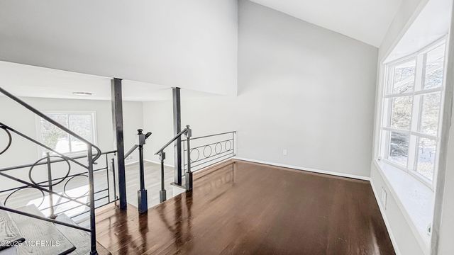 33 Green Twig Drive, Toms River, NJ 08753