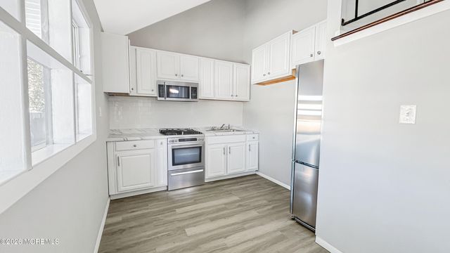 33 Green Twig Drive, Toms River, NJ 08753