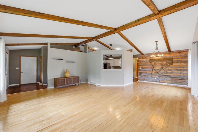 1115 SAWTELL COURT, Oshkosh, WI 54902