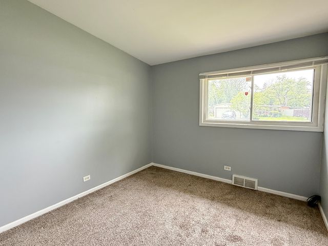 1133 Parkview Avenue, Chicago Heights, IL 60411
