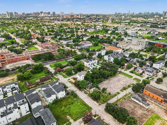 2612 Rosalie Street, Houston, TX 77004