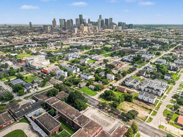 2612 Rosalie Street, Houston, TX 77004