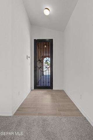 608 Cedarwood Avenue, El Paso, TX 79928