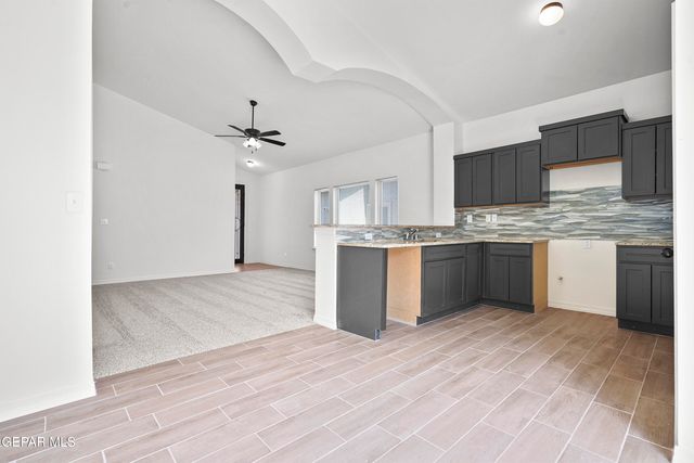 608 Cedarwood Avenue, El Paso, TX 79928