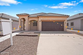 608 Cedarwood Avenue, El Paso, TX 79928