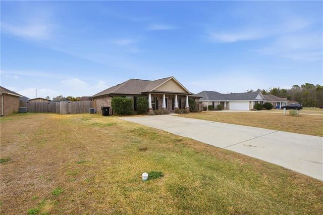 21673 Bartlett Lane, Robertsdale, AL 36567