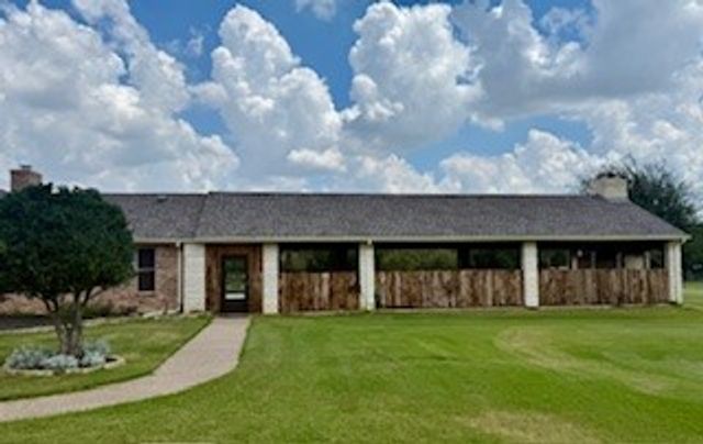 10420 County Road 1016, Burleson, TX 76028
