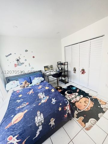 11818 SW 273rd Ln, Homestead, FL 33032