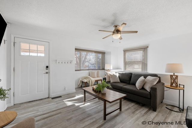 3618 DUFF AVE, Cheyenne, WY 82001
