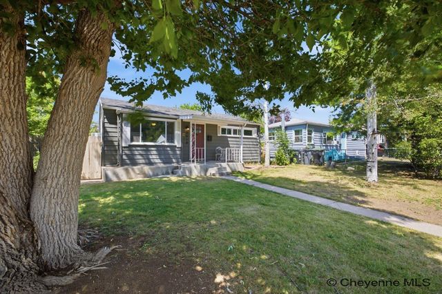 3618 DUFF AVE, Cheyenne, WY 82001