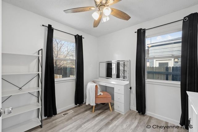 3618 DUFF AVE, Cheyenne, WY 82001