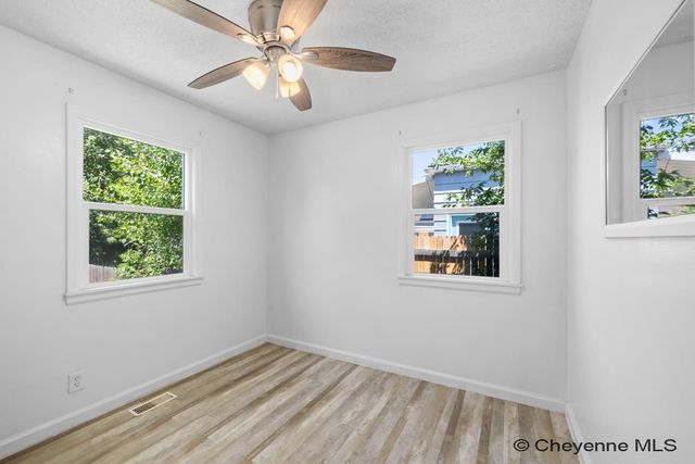 3618 DUFF AVE, Cheyenne, WY 82001