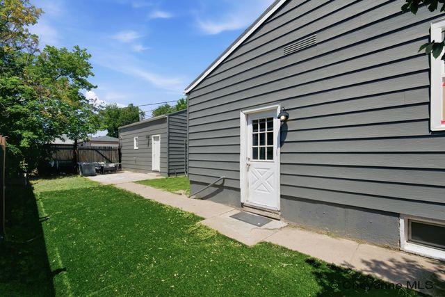 3618 DUFF AVE, Cheyenne, WY 82001