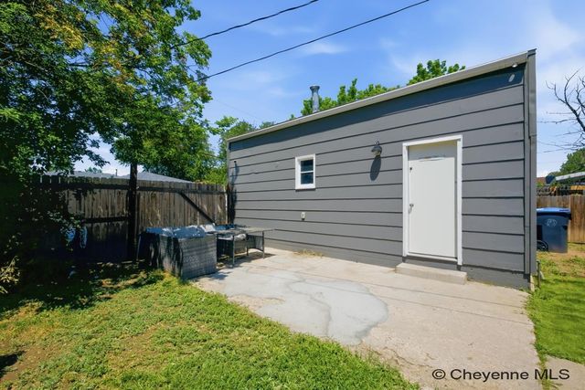 3618 DUFF AVE, Cheyenne, WY 82001
