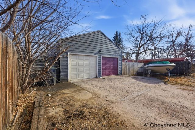 3618 DUFF AVE, Cheyenne, WY 82001