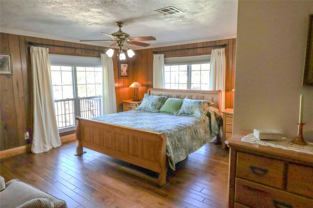 164 Magnolia Drive, Burkeville, TX 75932