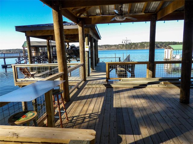 164 Magnolia Drive, Burkeville, TX 75932