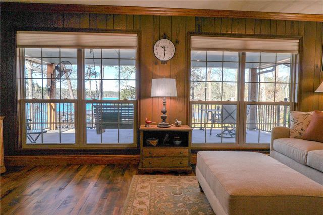 164 Magnolia Drive, Burkeville, TX 75932