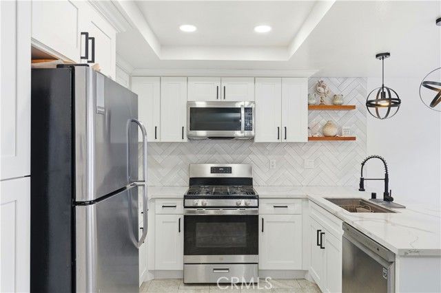 11 Wildflower, Pomona, CA 91766