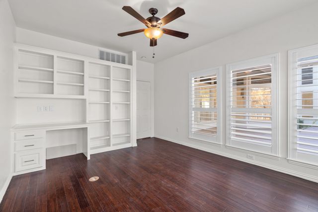 44 Wellington Oaks Circle, Denton, TX 76210