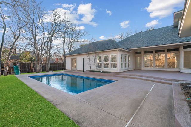 44 Wellington Oaks Circle, Denton, TX 76210