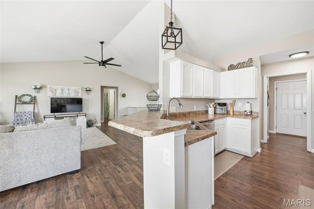 474 Calumet Ranch Trail, St Peters, MO 63376