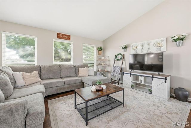 474 Calumet Ranch Trail, St Peters, MO 63376