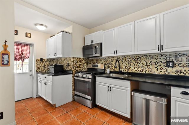 785 Devon Street, Kearny, NJ 07032